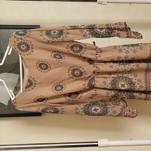 A'gaci bell sleeved dress